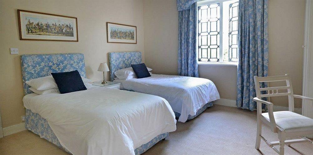فندق Wrenburyفي  The Cholmondeley Arms المظهر الخارجي الصورة